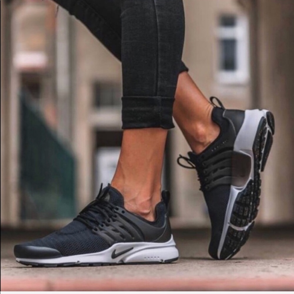 NWT🖤Nike Air presto Black - Picture 7 of 8